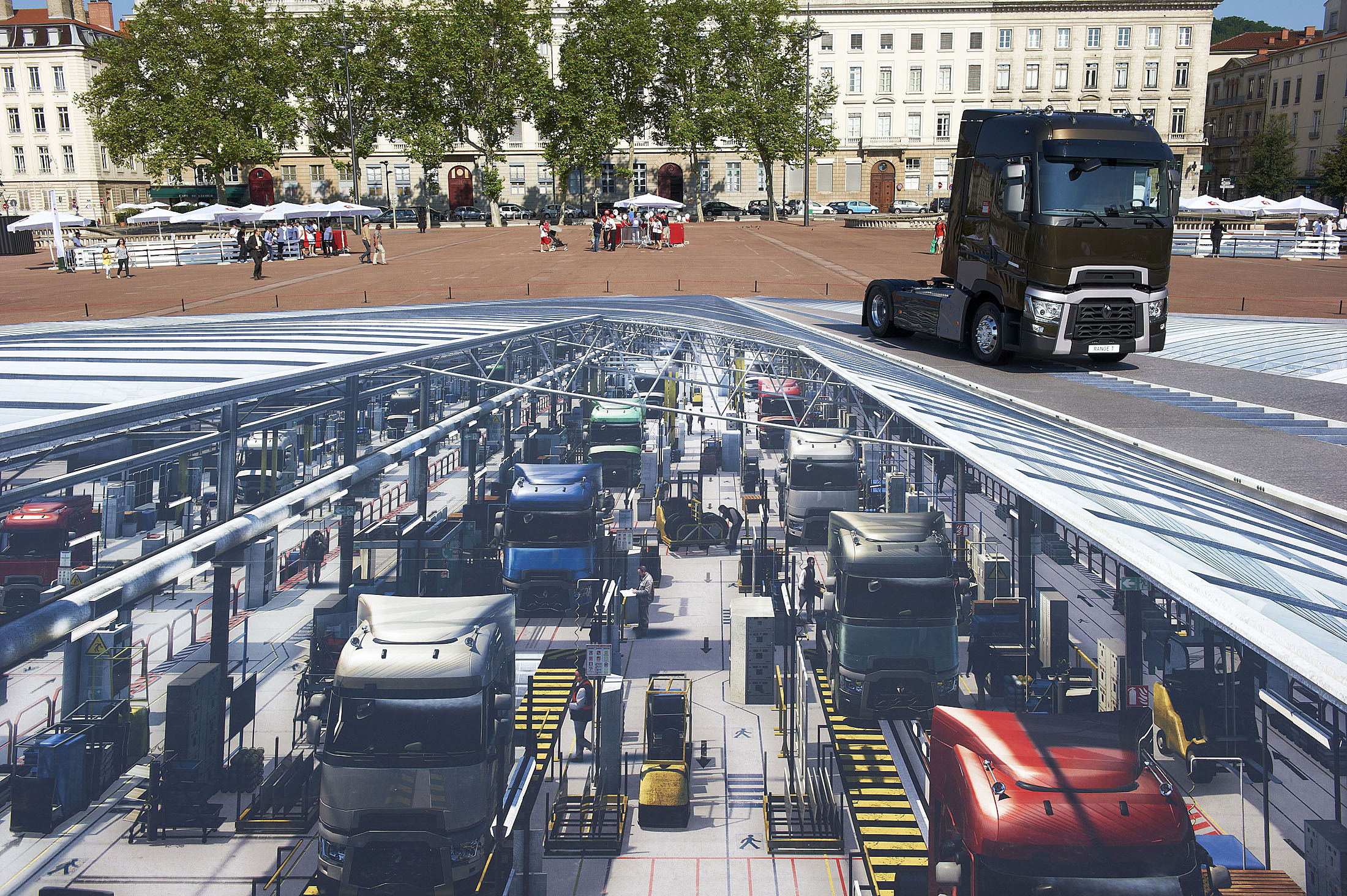 Renault Truck next to 3D Street Art