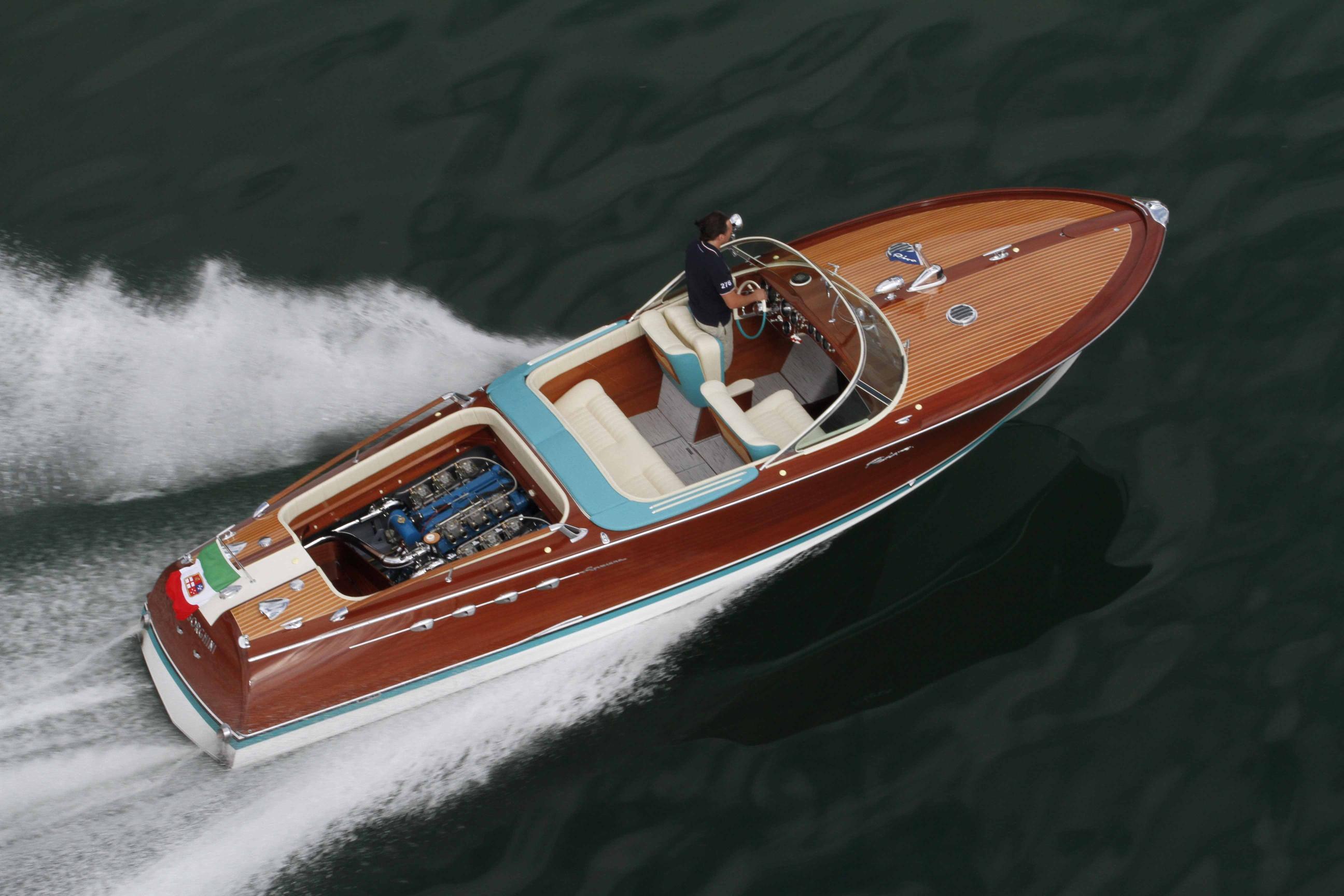 Riva_Aquarama_Lamborghini_1