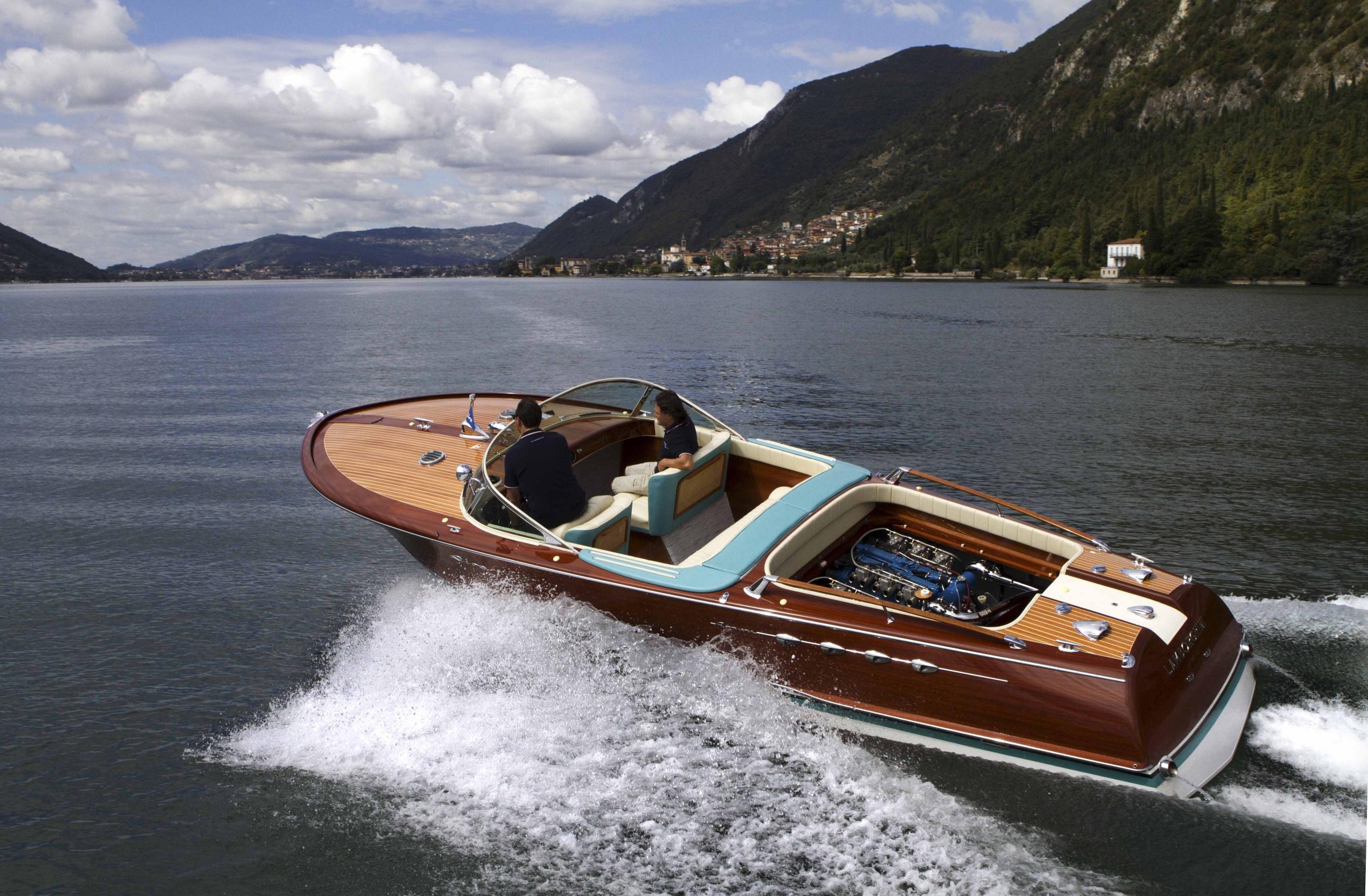 Riva_Aquarama_Lamborghini_3