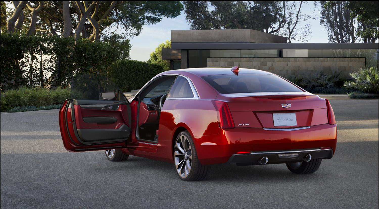 2015-Cadillac-ATScoupe-005