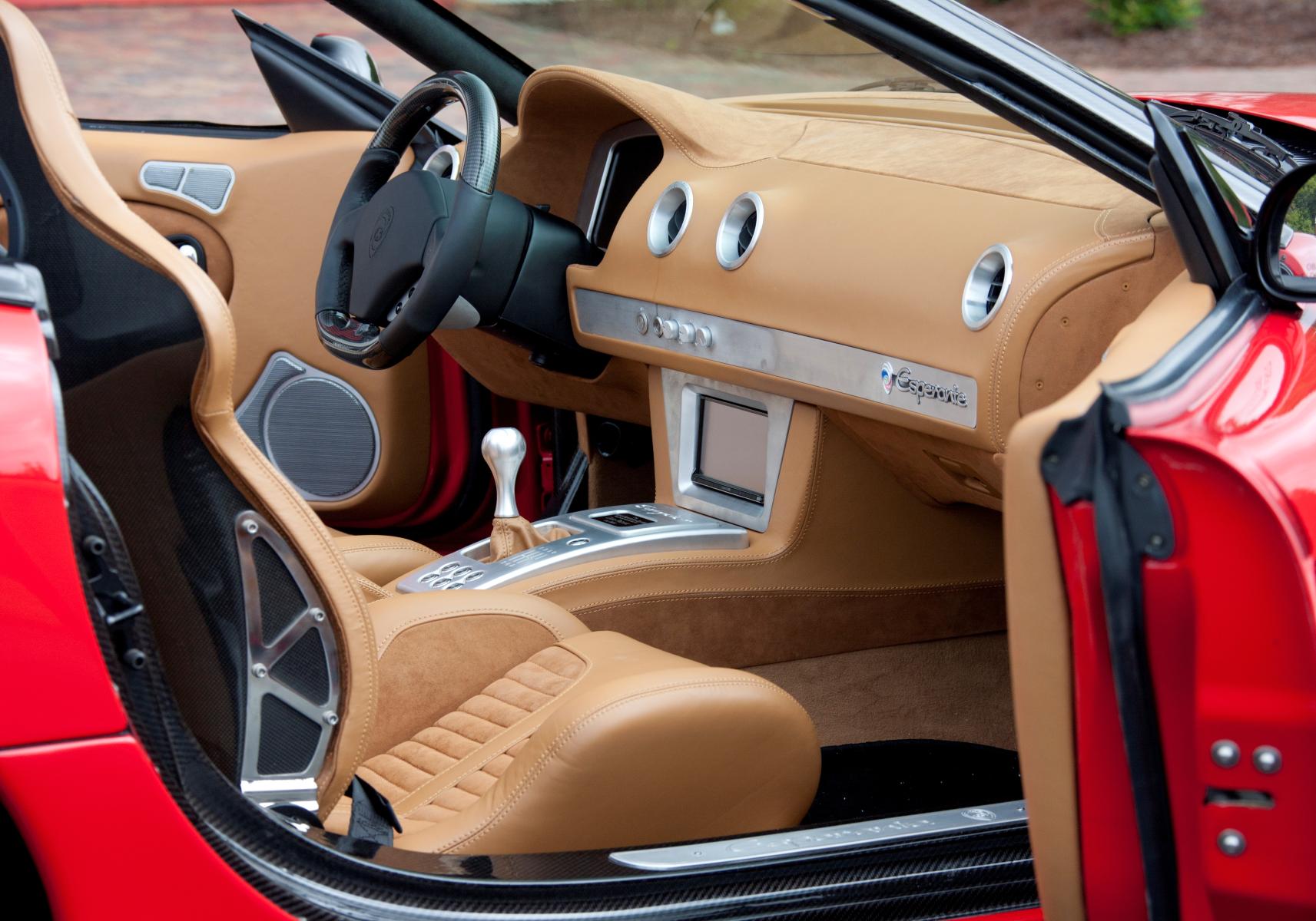 Esperante Spyder Interior