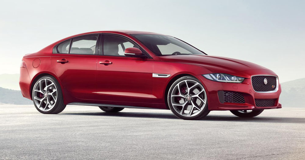 JAGUAR_XE_S_01