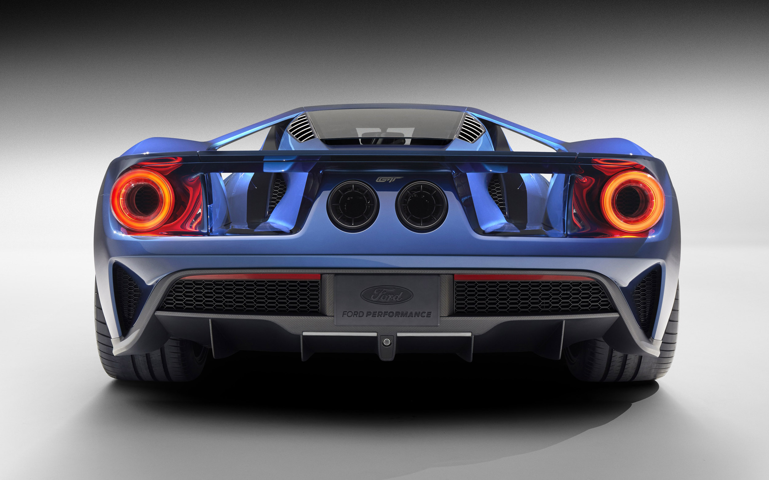 All-NewFordGT_04_HR