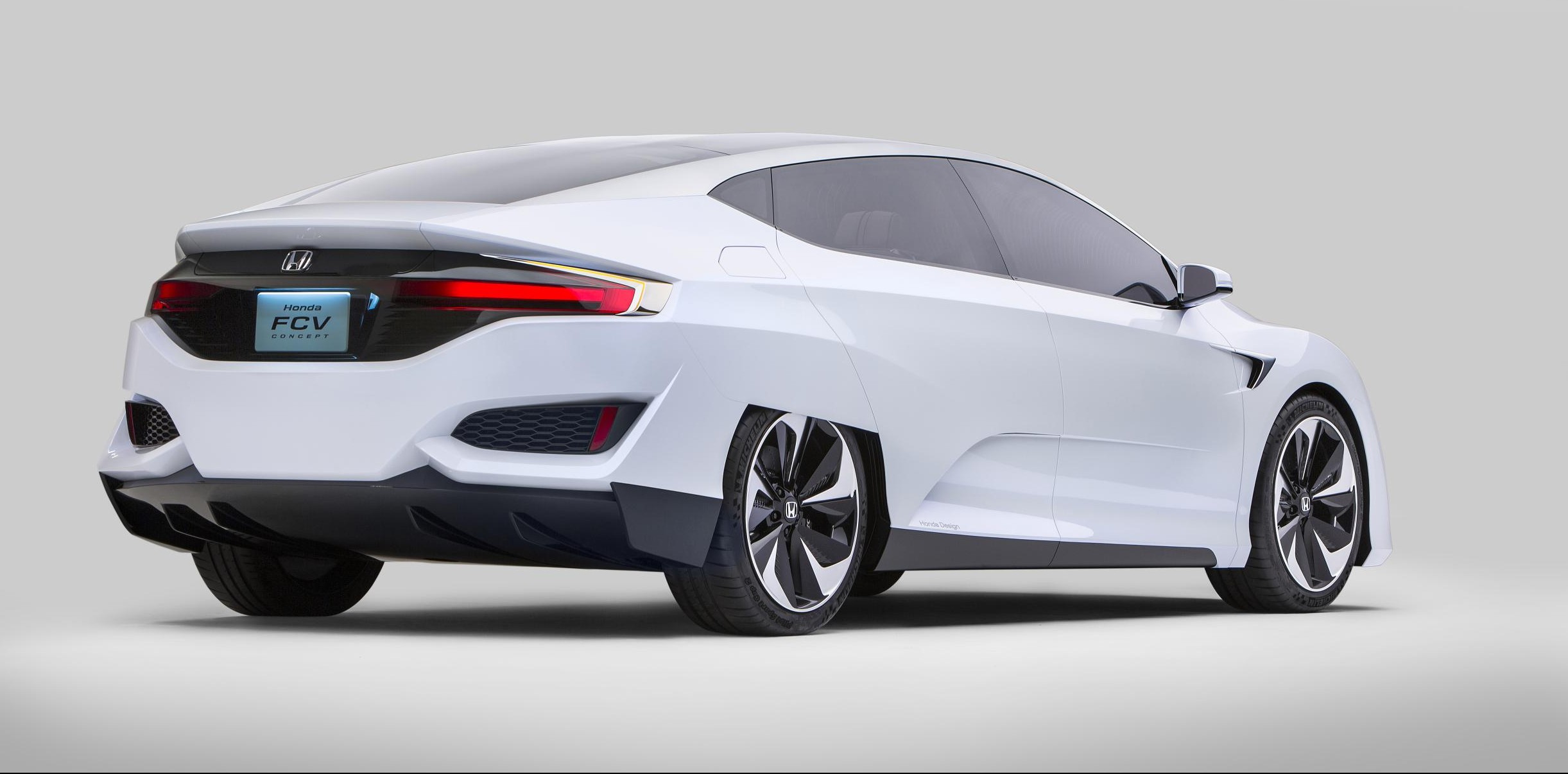 Honda_FCV_Concept_07