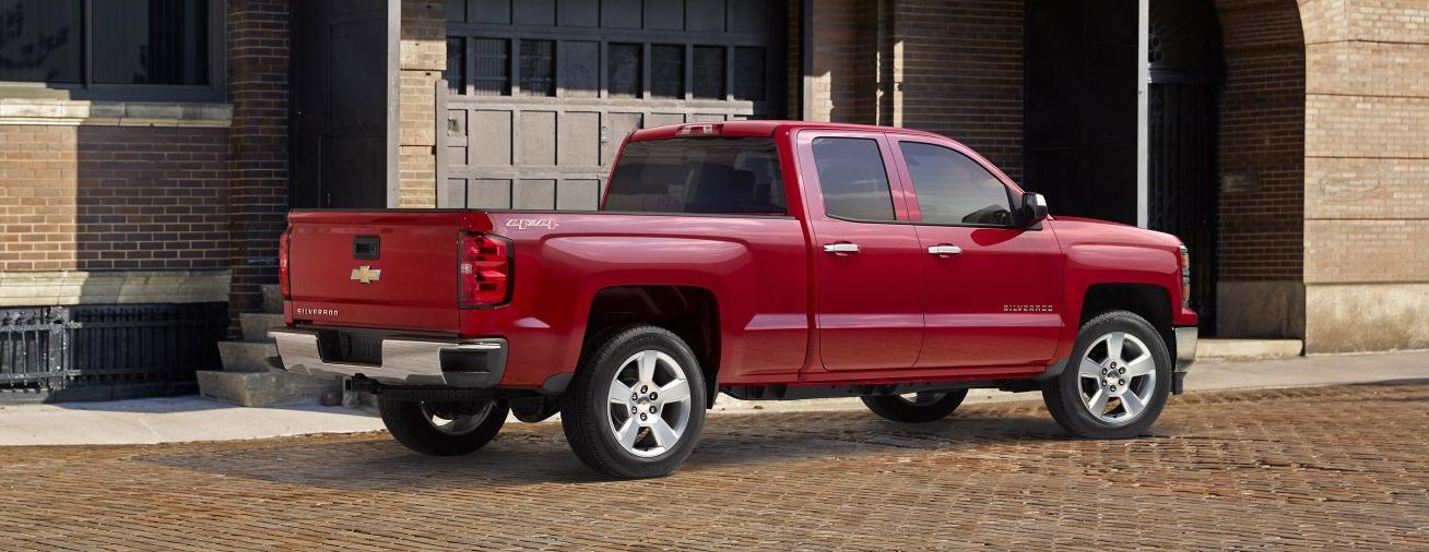 2015-Chevrolet-Silverado-1500-Custom-033