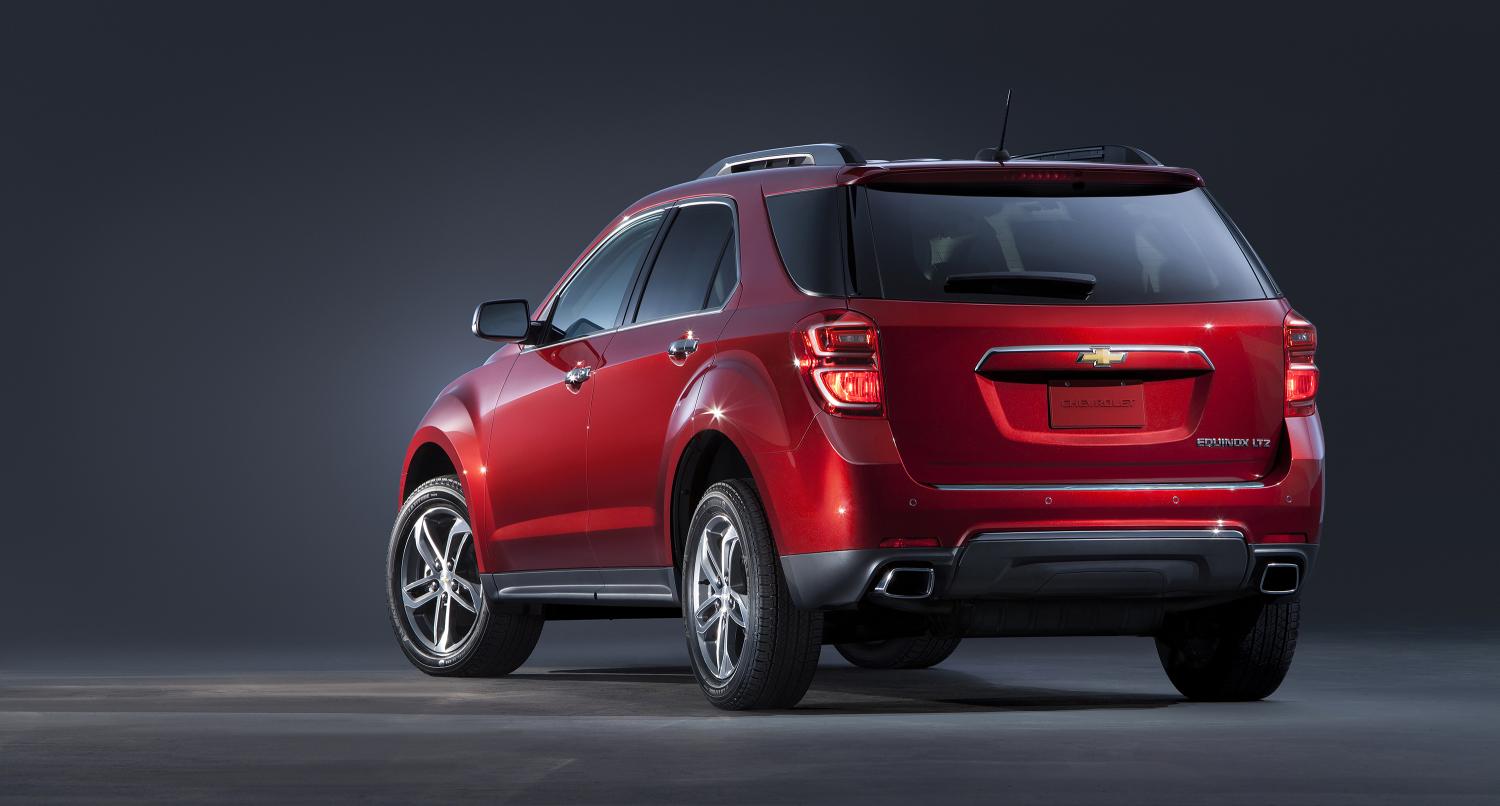 2016-Chevrolet-Equinox-LTZ-002