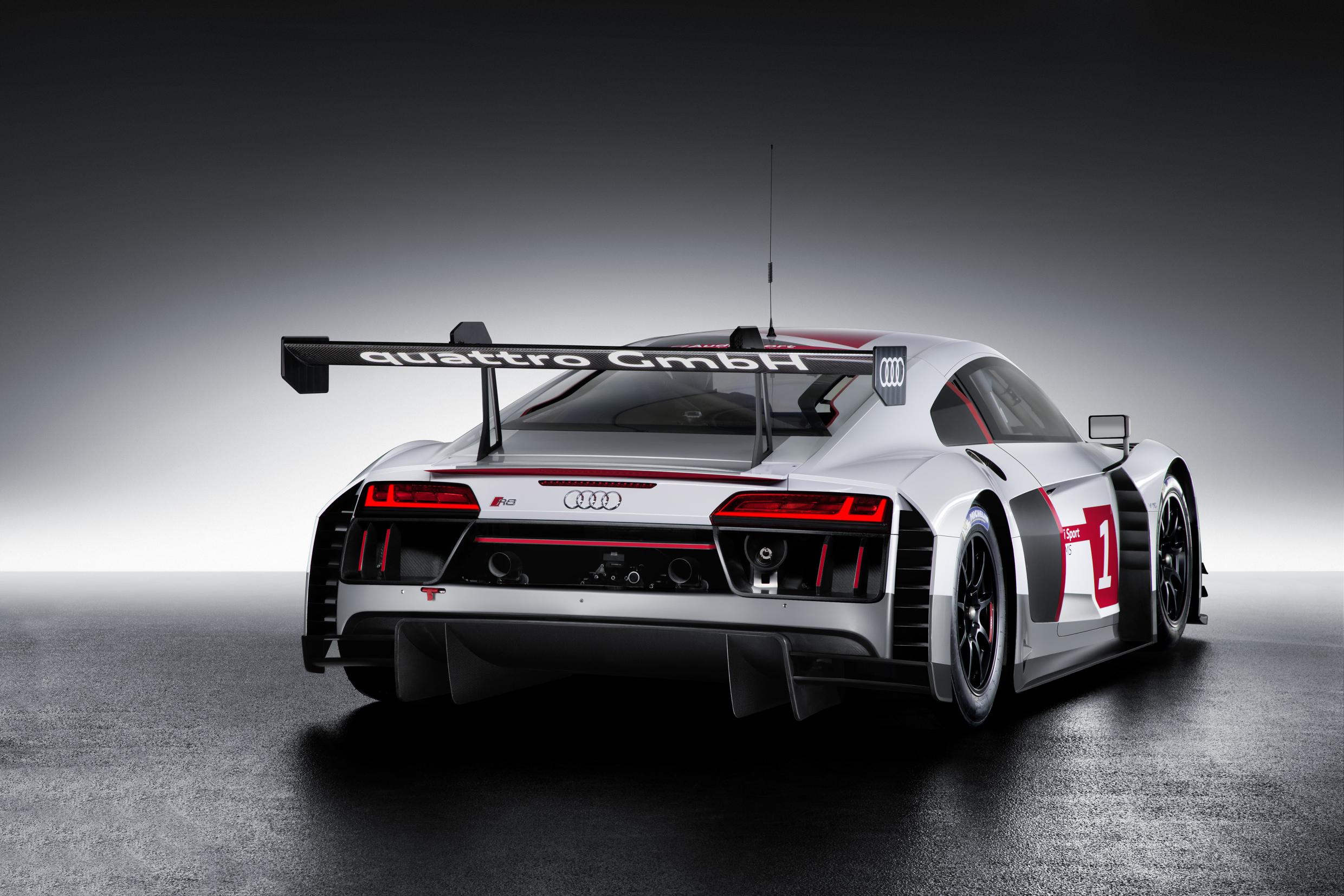 audi_motorsport-150303-0316