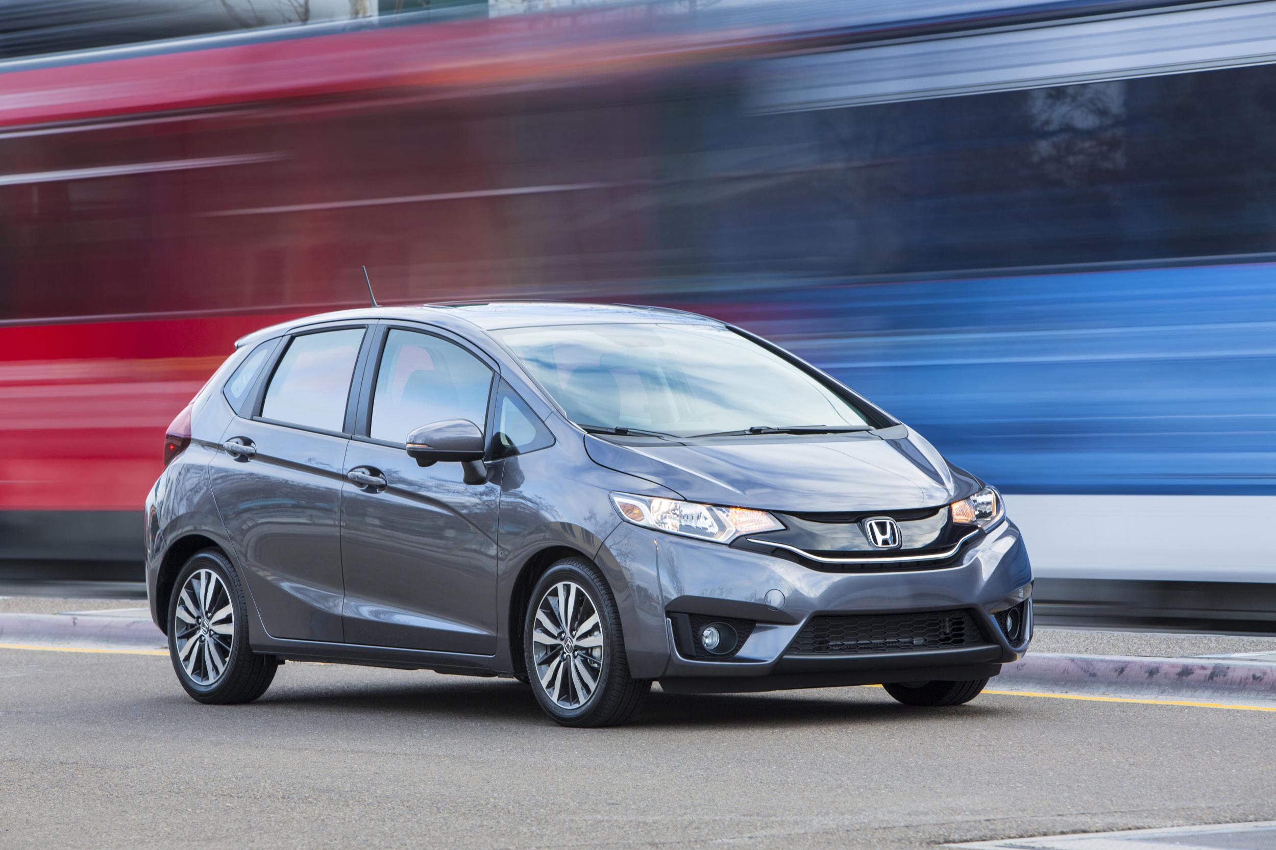 2016_Honda_Fit_01