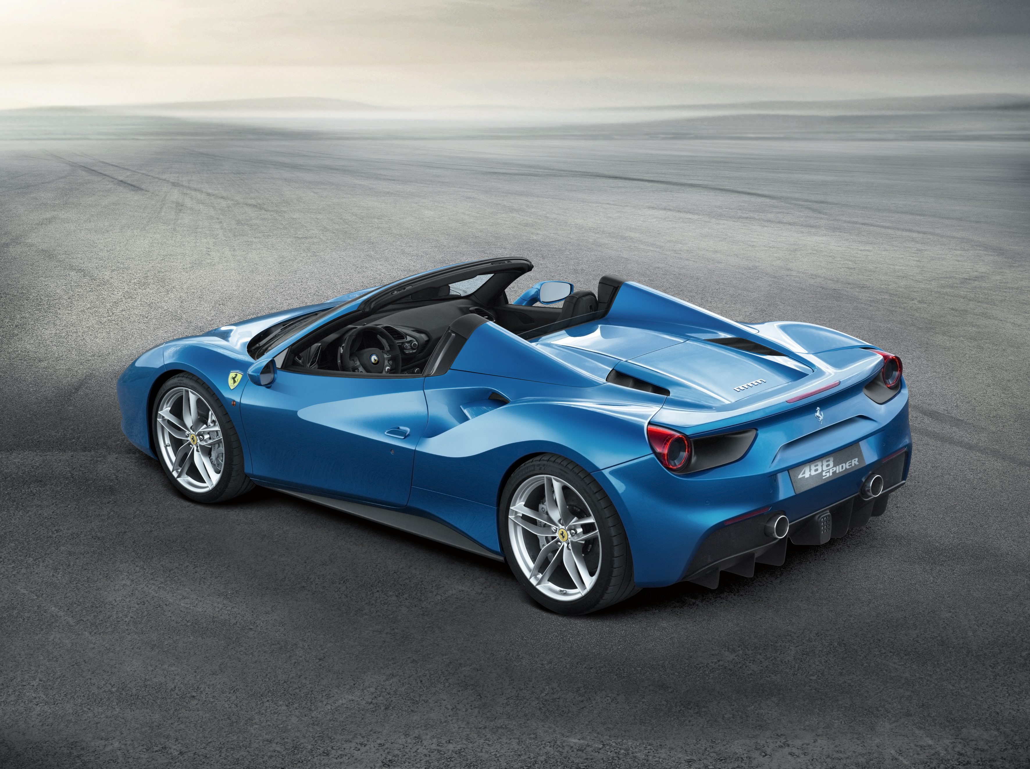 150727_Ferrari488GTB_Spider_3-4PostAperto