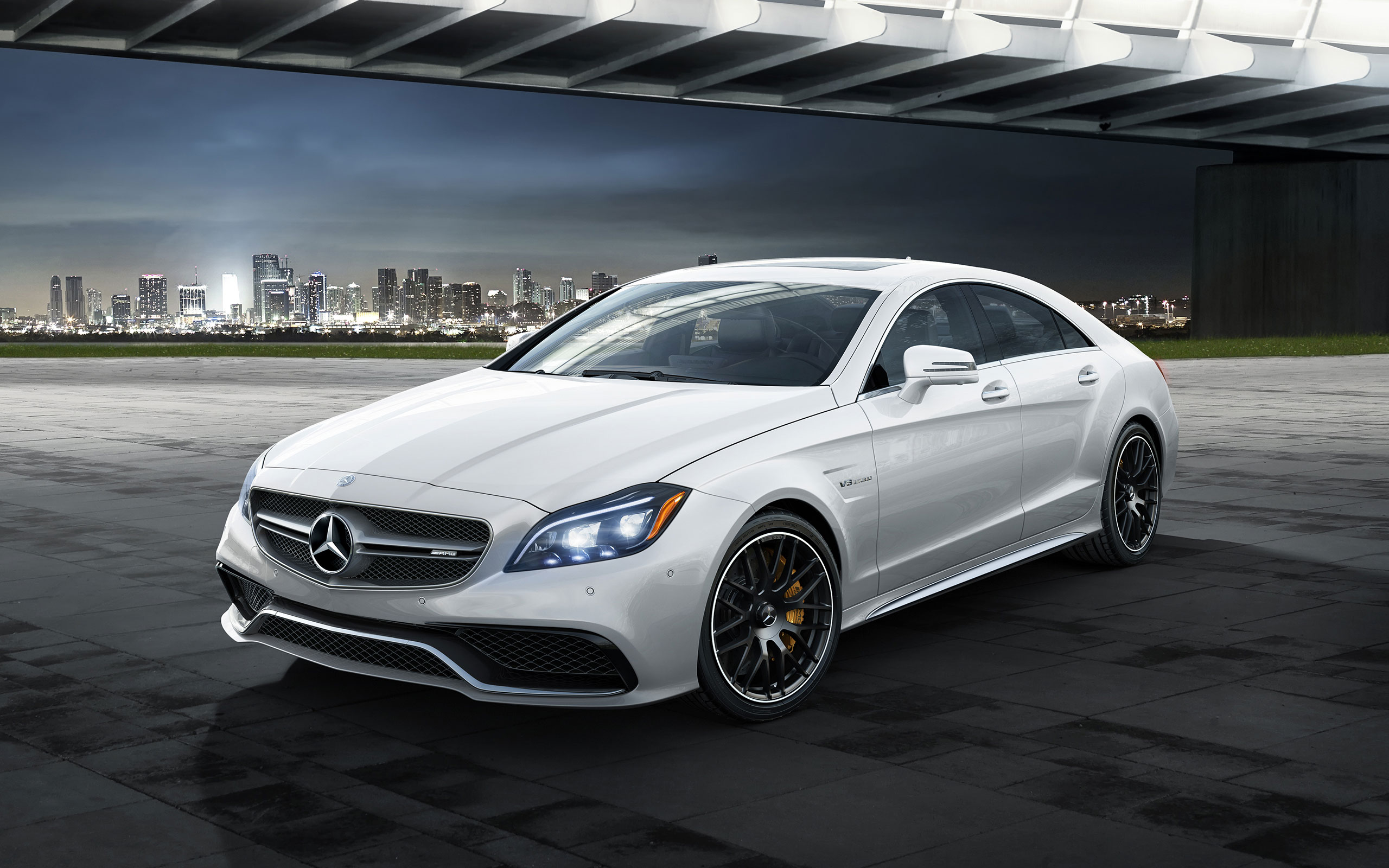 2015-CLS-CLASS-COUPE