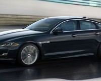 2016_Jaguar_XJ_Exterior_24-2