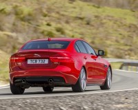 Jaguar_XE_IRR_V6S_056_LowRes