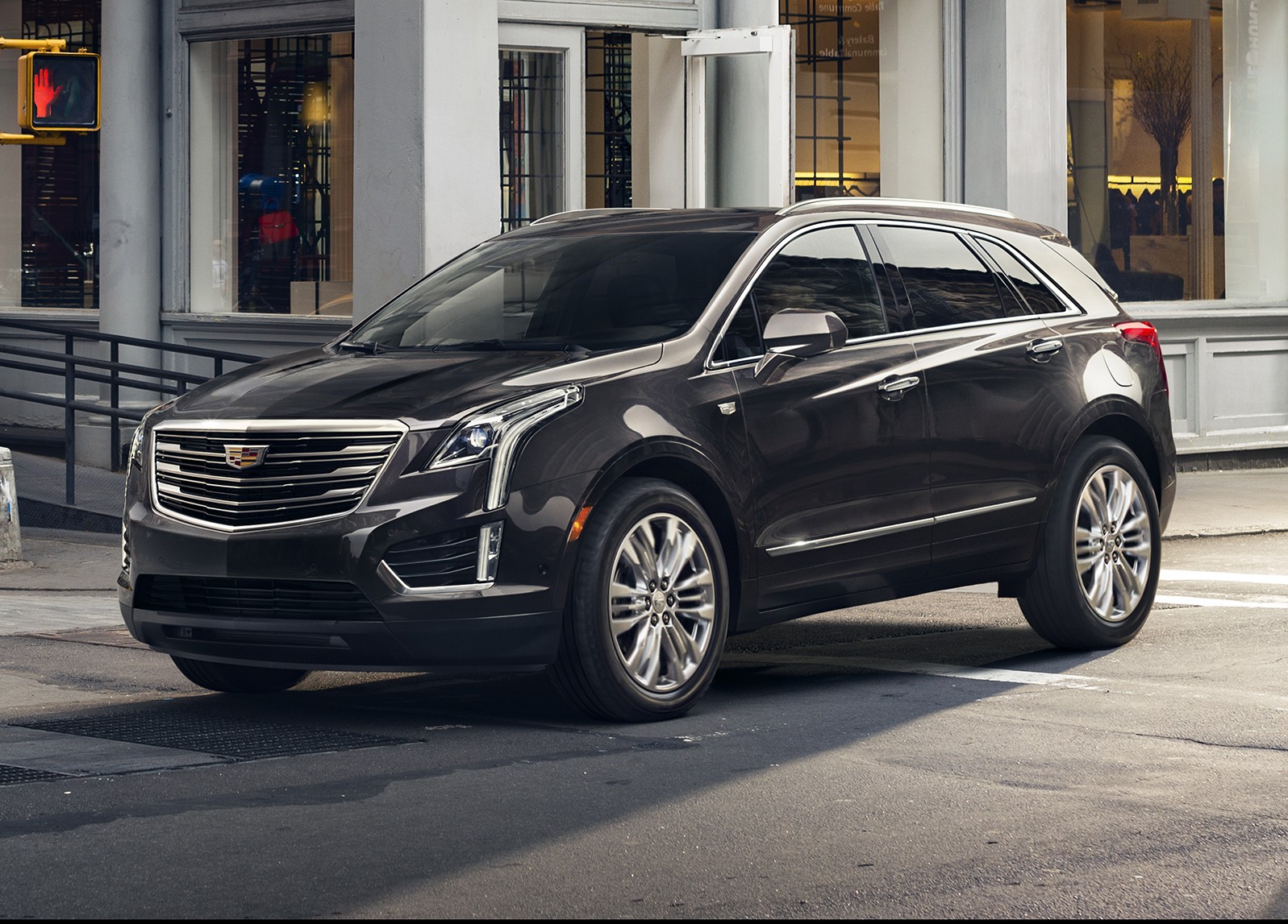 The first-ever 2017 Cadillac XT5 luxury crossover is the cornerstone of a new series of crossovers in the brand’s ongoing expansion. The first-ever XT5 premieres in November 2015 at the Dubai and Los Angeles auto shows and begins production in the U.S. and China in spring 2016.