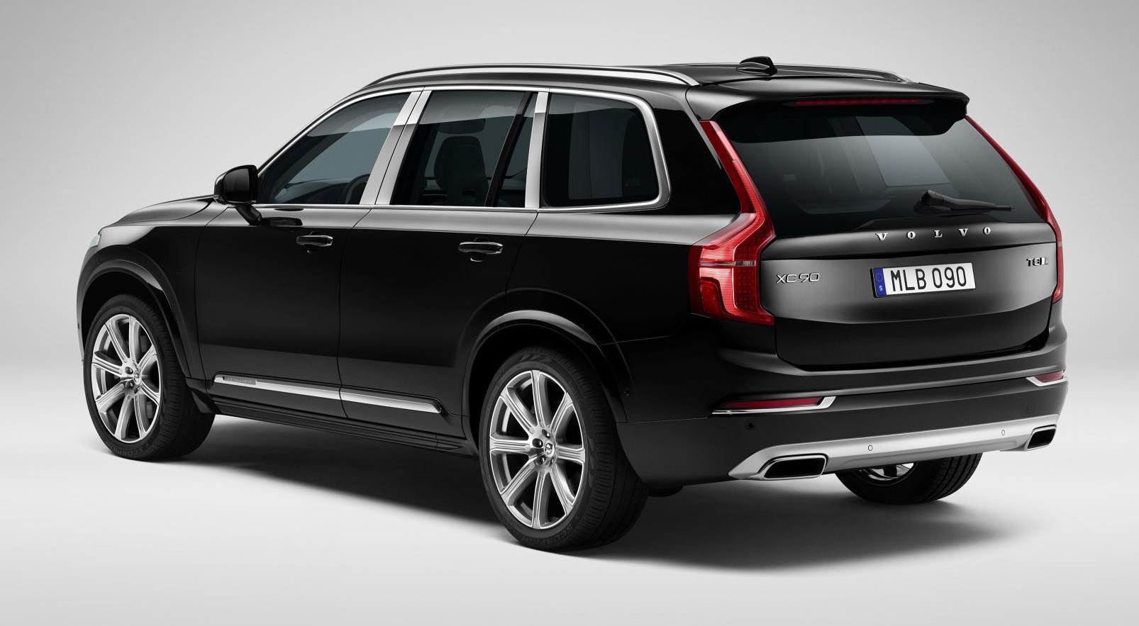 161194_Volvo_XC90_Excellence