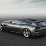 Ferrari_GTC4Lusso_side_r_high_LR