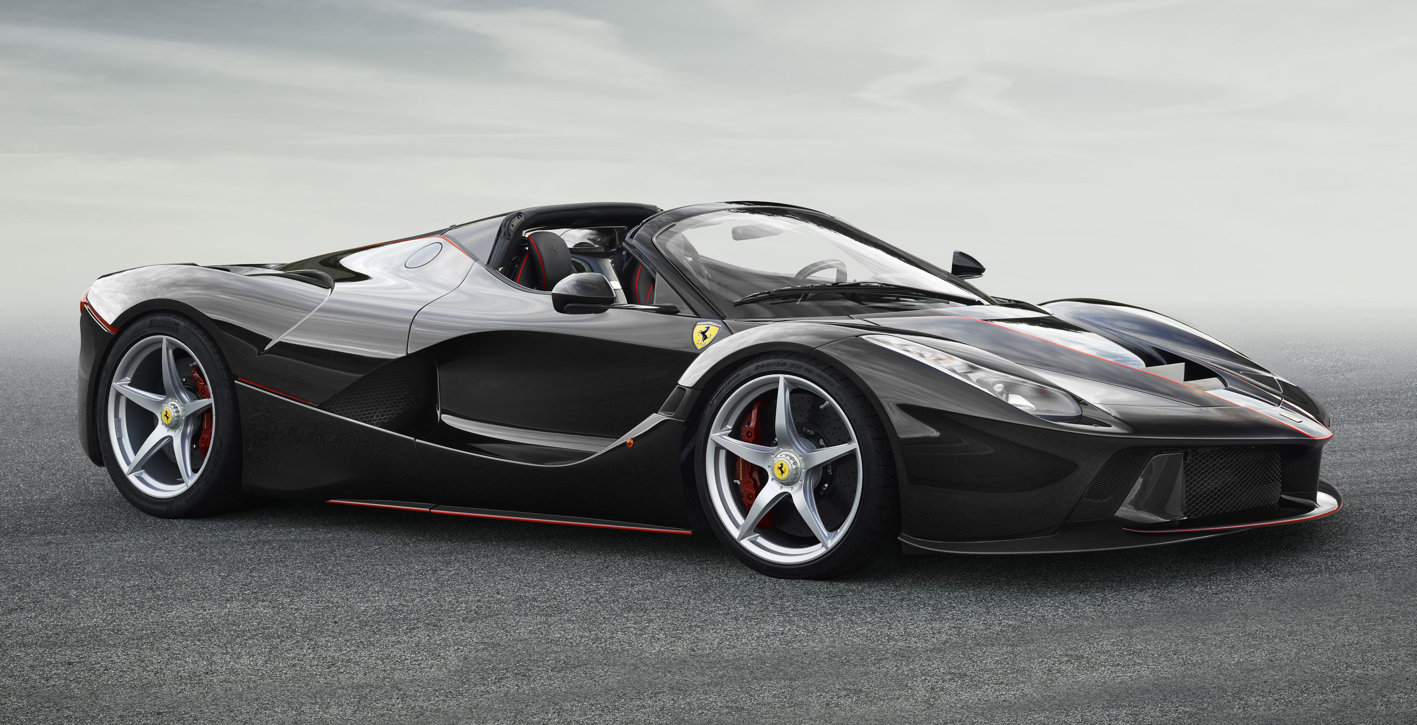 160451-car_LaFerrari_Aperta