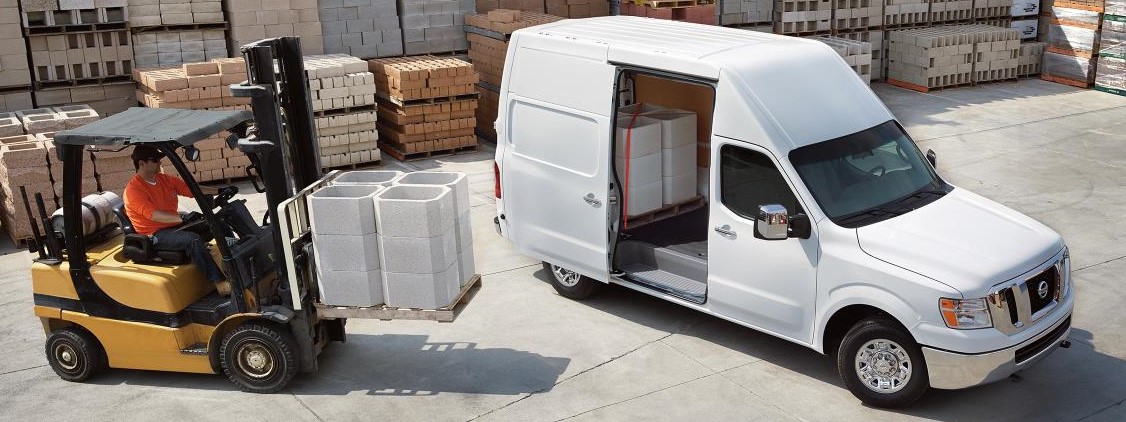 2017_nissan_nv_cargo_van_01