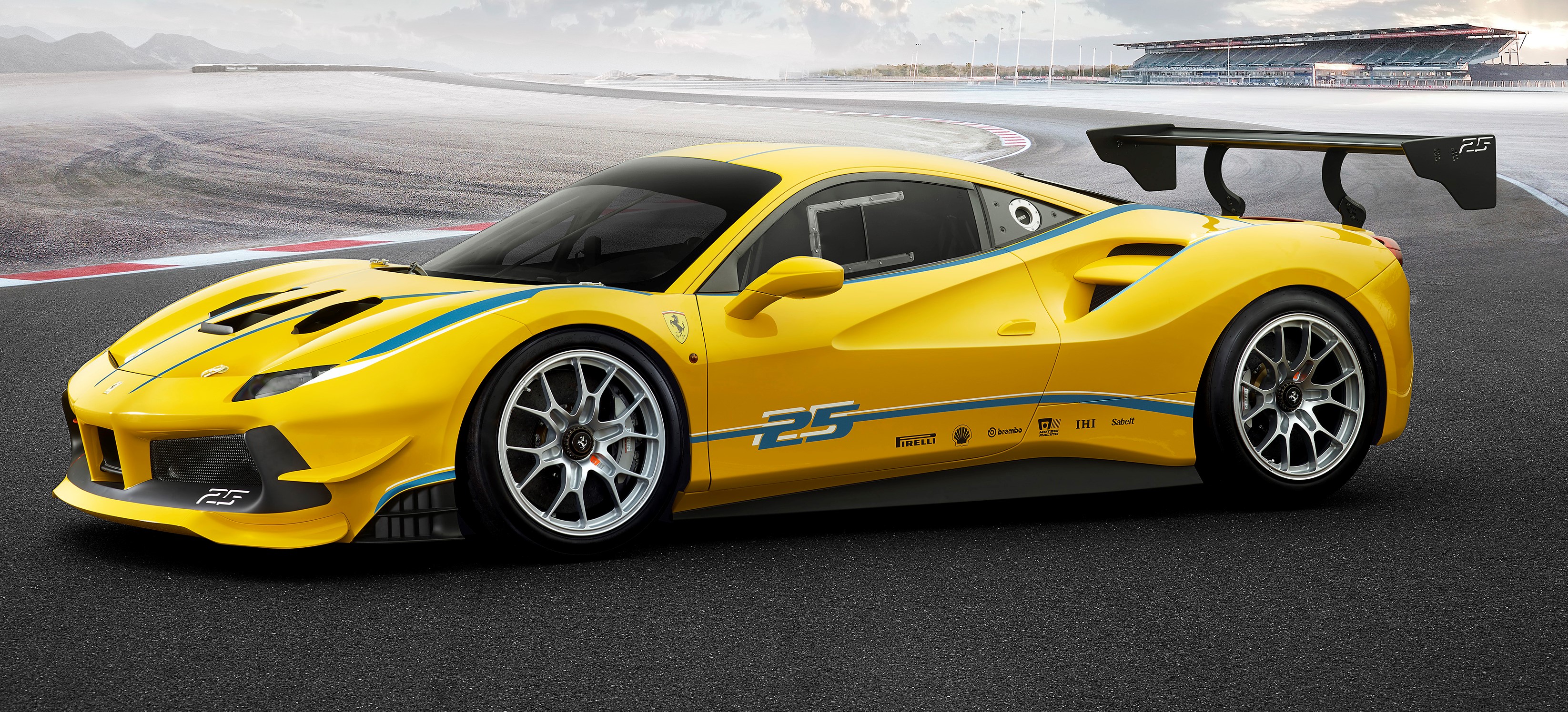 ferrari_488_challenge_1