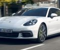 Porsche Panamera 4 E-Hybrid Sport Turismo front three-quarter