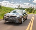 2018_Toyota_Camry_XLE_Hybrid_03_2E5DF38F3E090D5A15AB60600D764CC5927DDB58