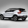 213067_New_Volvo_XC40_exterior