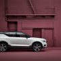 213086_New_Volvo_XC40_exterior